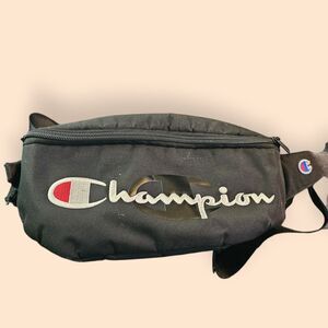 Champion Prime Black/White sling bag